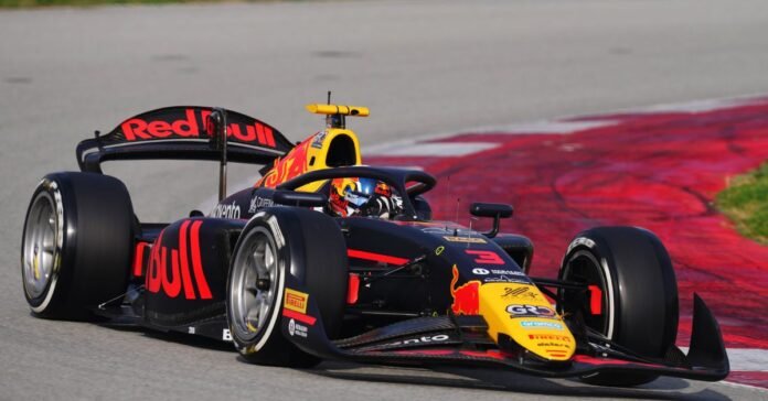 Arvid Lindblad ends on top for day 1 of F2's pre-season testing (Credits: F2 X)