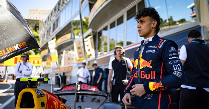 Arvid Lindblad #4 Campos Racing, during round 5 of the FIA Formula 2 Championship at Circuit de Monaco in Monte-Carlo on May 22-25, 2025. // Dutch Photo Agency / Red Bull Content Pool // SI202505240391 // Usage for editorial use only //