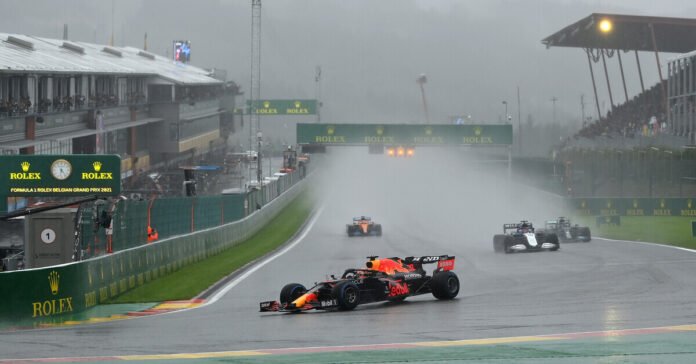Heavy rain during the 2021 Belgian Grand Prix // Photo by Dan Mullan/Getty Images / Red Bull Content Pool //