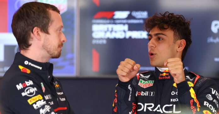 Arvid Lindblad impresses Red Bull Management at Silverstone // Photo by Clive Rose/ Getty Images / Red Bull Content Pool //
